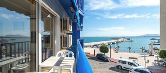Appartement 'Vista Mar' met zeezicht, WiFi en airconditioning