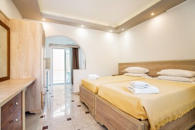 Holiday Home 'Olympus Tilos Apt Twin A3 ' with Mountain View, Wi-Fi and Air Conditioning