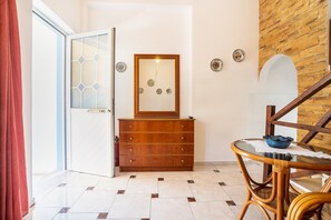 Interior - Holiday Home 'Olympus Tilos Apt Double A2 ' with Mountain View, Wi-Fi and Air Conditioning (Tilos)