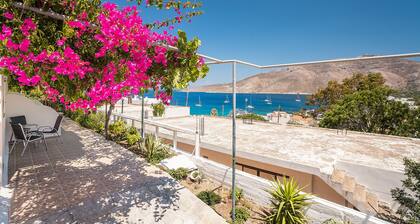 Holiday Home 'Panorama Tilos Apt B' with Sea View, Wi-Fi and Air Conditioning