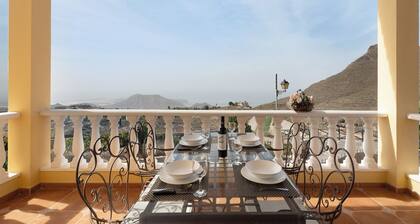 Ferienhaus "Bonita Casa Arianny con Piscina" mit Bergblick, privatem Pool und WLAN