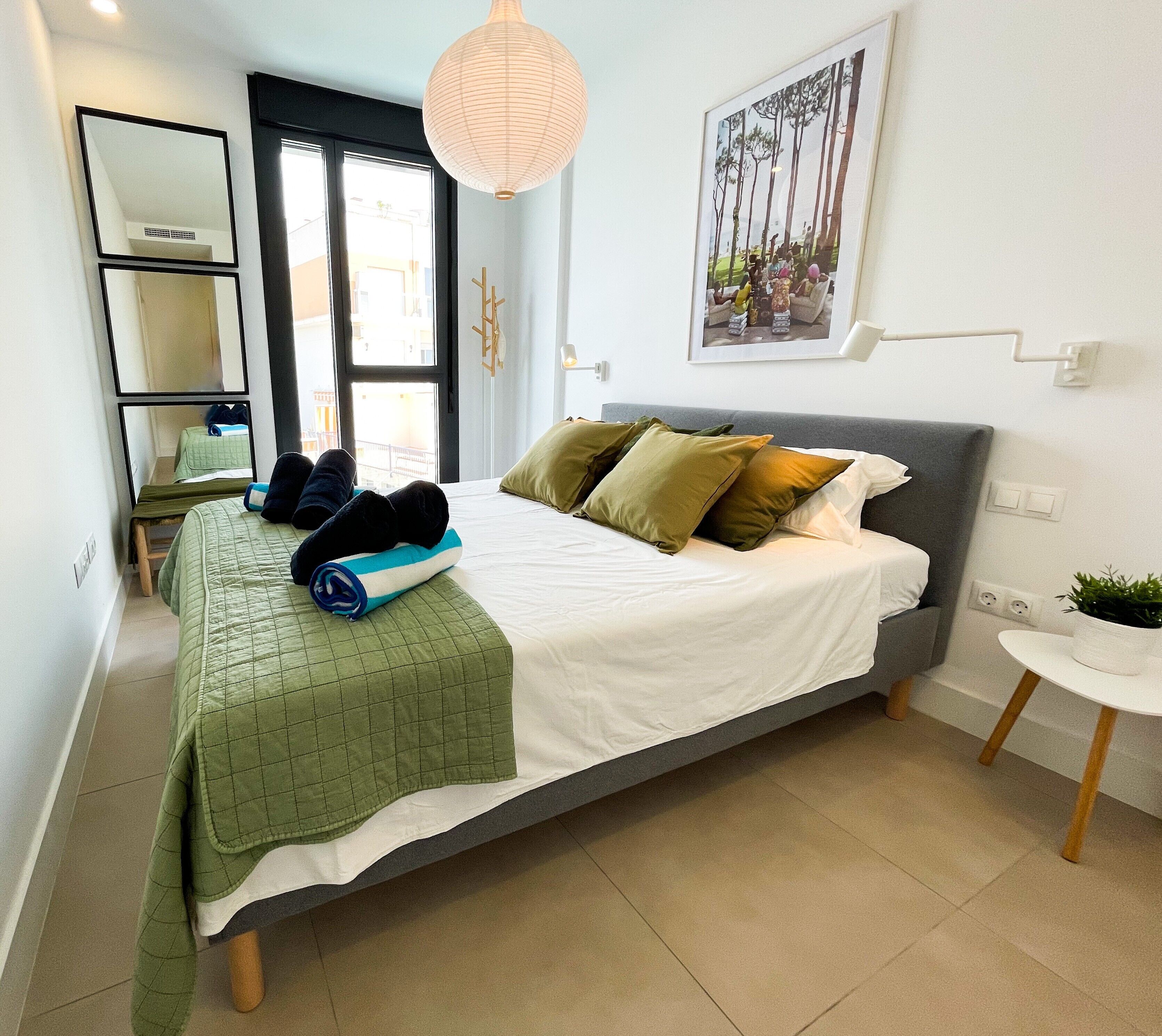 2 soverom, strykejern/-brett, wi-fi (inkludert) og sengetøy