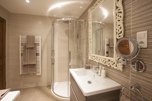 Hair dryer, towels
