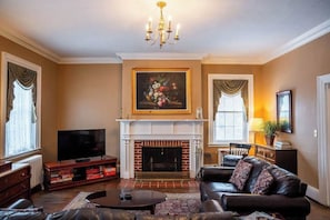 TV, fireplace, offices - Historic Stay Near Downtown, Game Room & Fire Pit (Geneva)