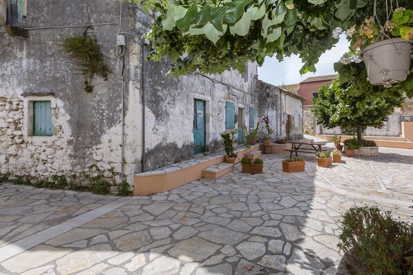 Restauration extérieure