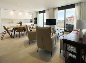 TV, streaming services - Apartment 'Sun Garden' with Sea View, Wi-Fi & A/C (Torrox)