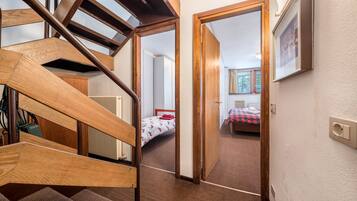 3 Schlafzimmer, Bügeleisen/Bügelbrett, kostenloses WLAN, Bettwäsche