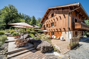 Exterior - Studio 'Au Rêve Savoyard 1' with Shared Terrace, for 2 People (Morillon)