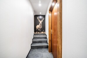 Interior - Apartment "Au Rêve Savoyard 5" with Mountain View for 4 People (Morillon)