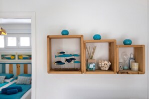 1 habitación, tabla de planchar con plancha, wifi gratis y ropa de cama 