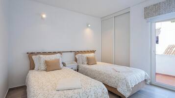 3 Schlafzimmer, Bügeleisen/Bügelbrett, kostenloses WLAN, Bettwäsche