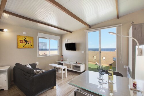 Vacation Apartment 'Estudio Calima' with Sea View, Private Terrace and Wi-Fi