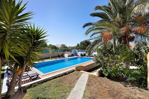 Pool - Villa 'Oliveira' with private pool, private garden and Wi-Fi (Aljezur)
