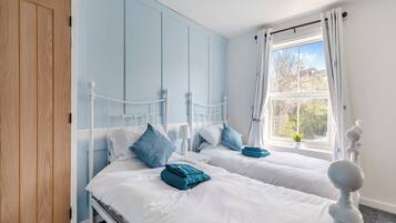 2 bedrooms, free WiFi, bed sheets