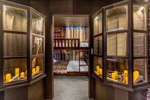 9 chambres, fer et planche à repasser, lit parapluie, Wi-Fi