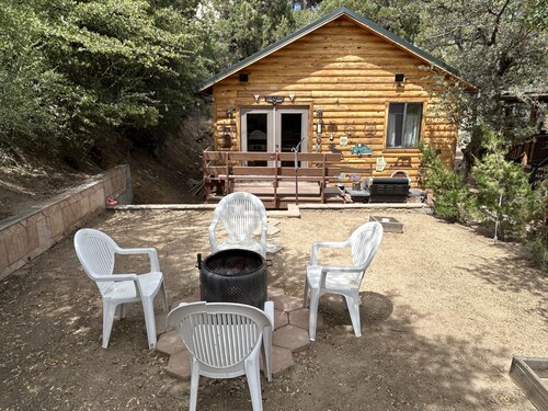 “Cassie’s Cabin”Cozy cabin in Crown King