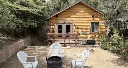 âCassieâs CabinâCozy cabin in Crown King