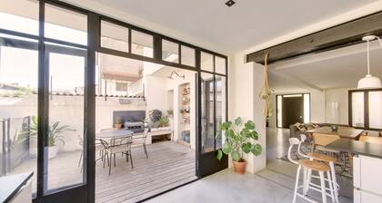 superbe maison de ville atelier familiale avec piscine et garage