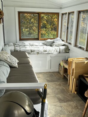 5 chambres, fer et planche à repasser, Wi-Fi gratuit, draps fournis