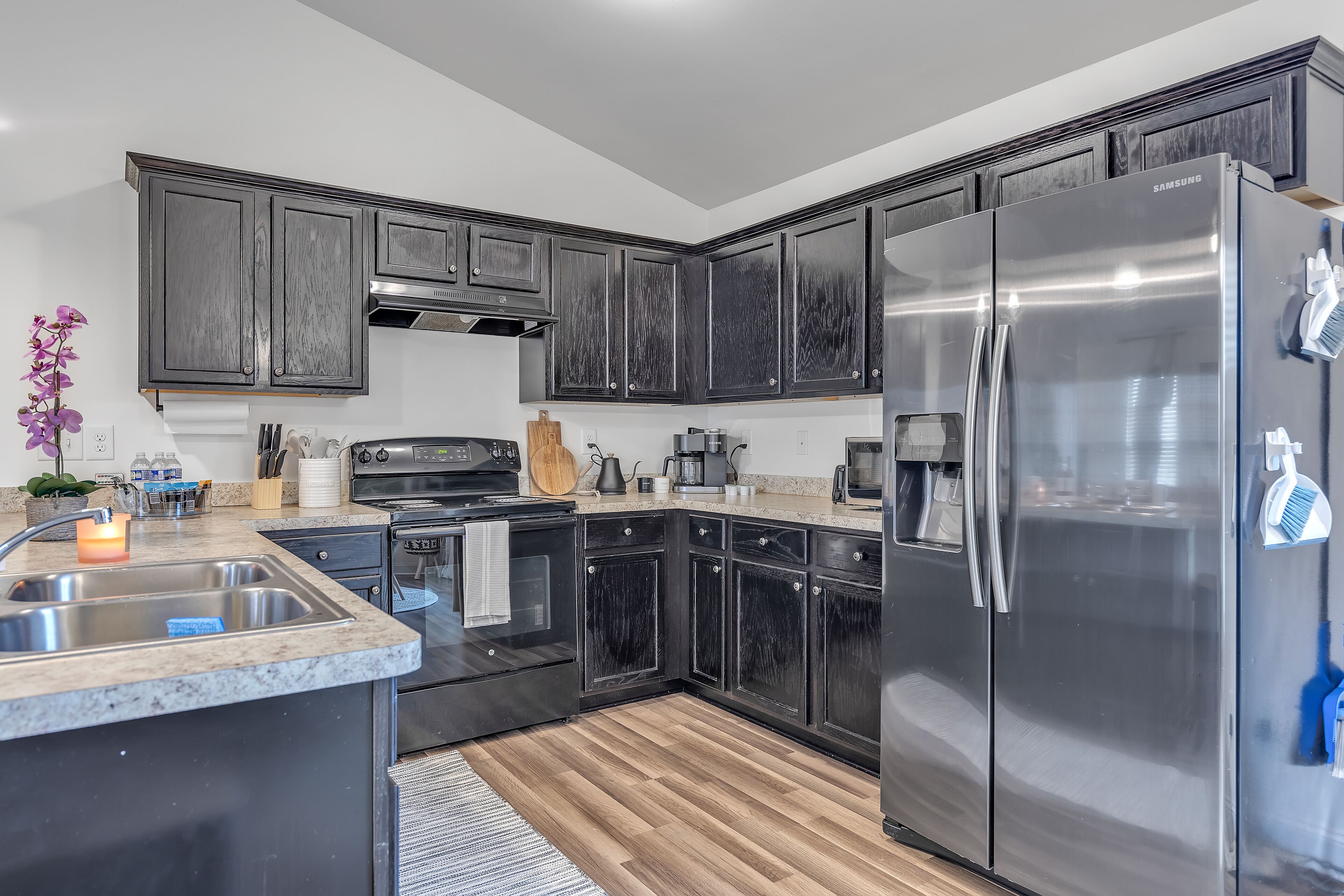 Relaxing Retreat nestled away yet close to everything