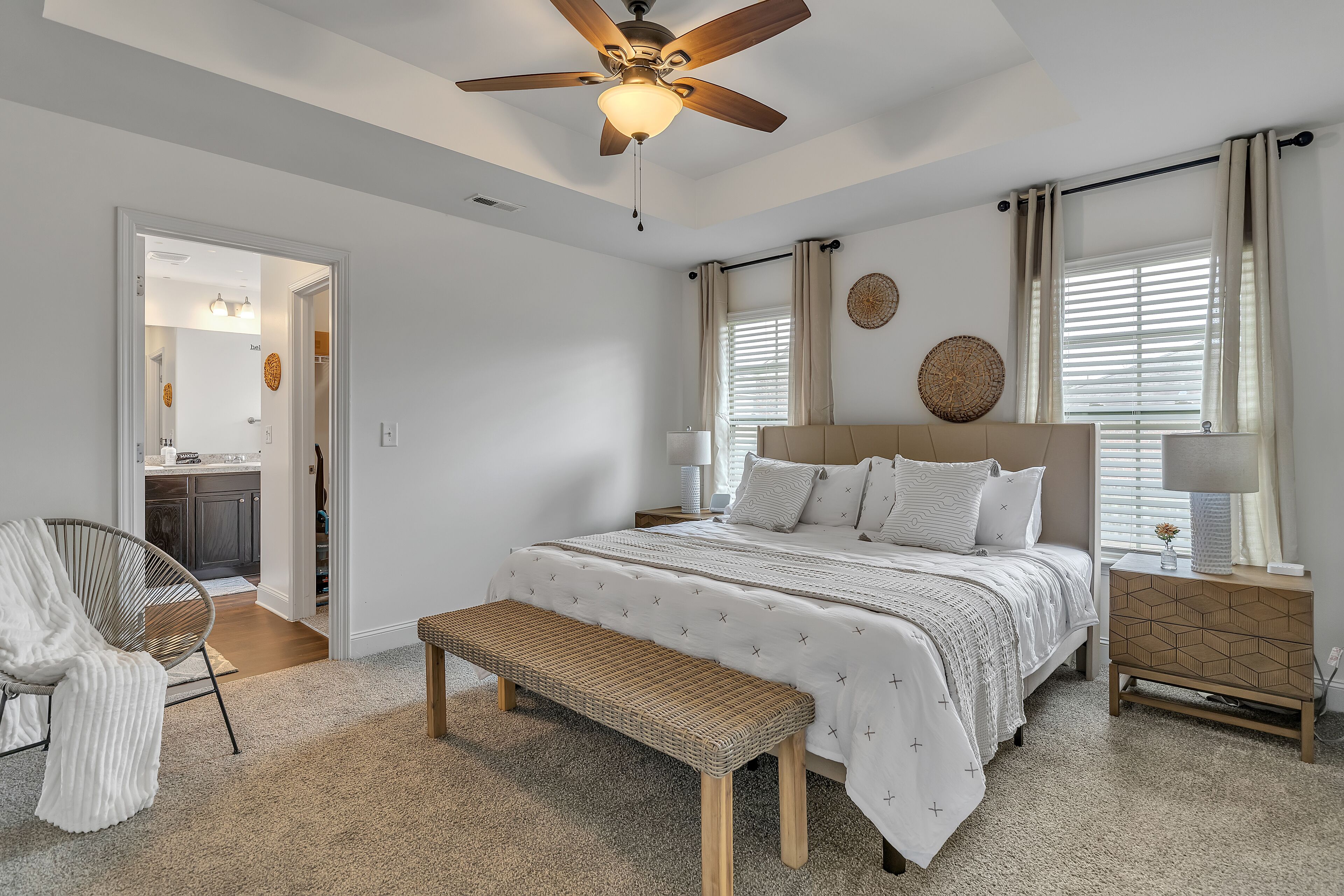 Relaxing Retreat nestled away yet close to everything