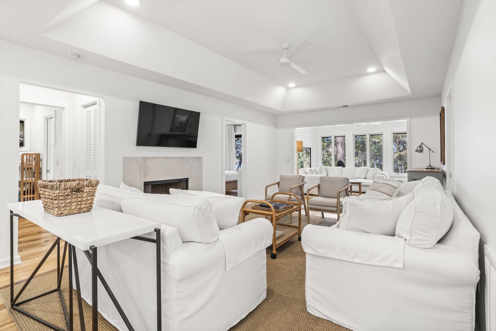 53 Inlet Cove: Renovated Cottage, Community Pool & Dock, Bike/Gear Credit