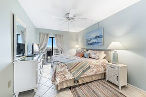 2 bedrooms, iron/ironing board, bed sheets