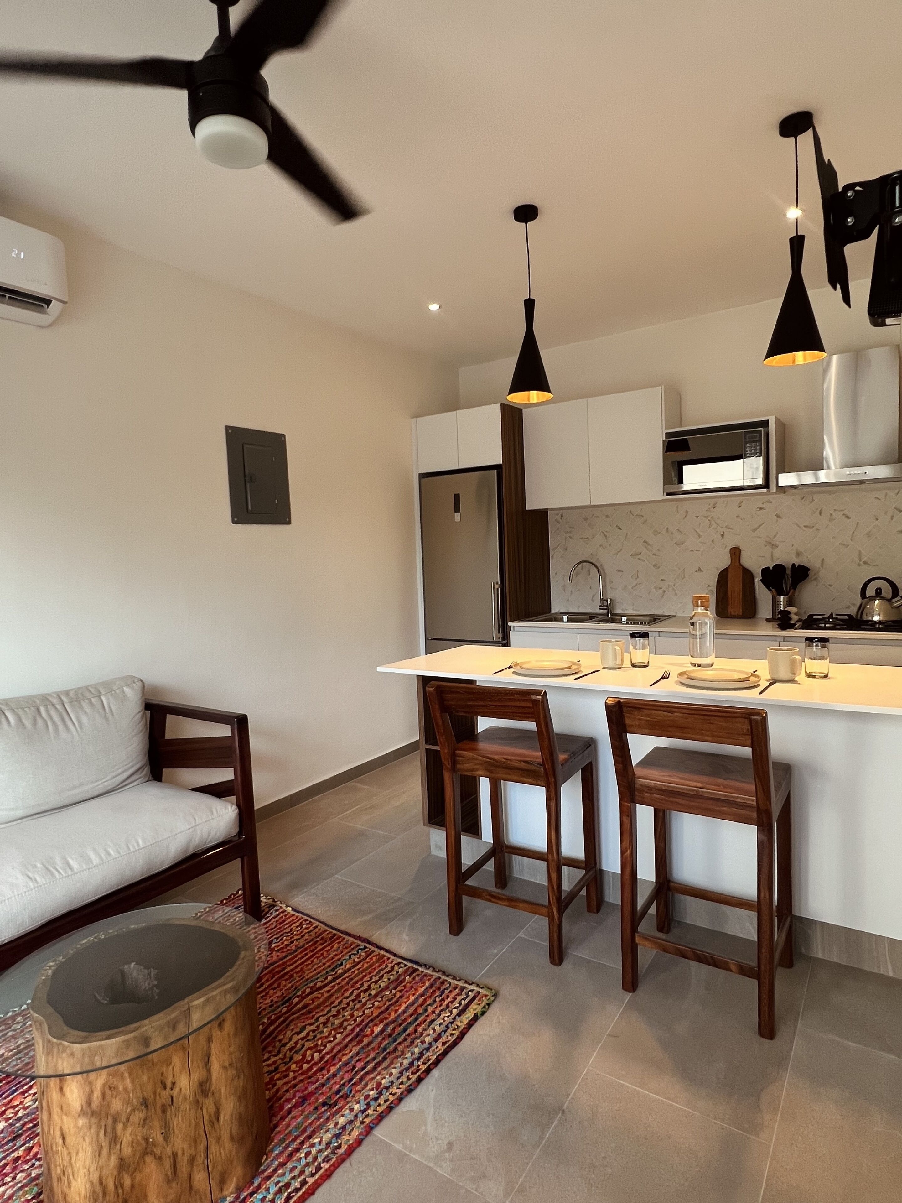 *Brand New* Centrally Located Coastal Huatulco Condo