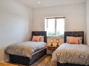 4 dormitorios, wifi gratis, ropa de cama
