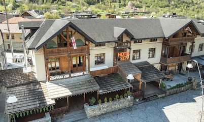 Seti Mestia Hotel 