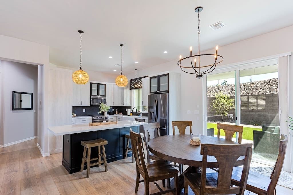 NEW Custom home near Havasu Riviera Marina