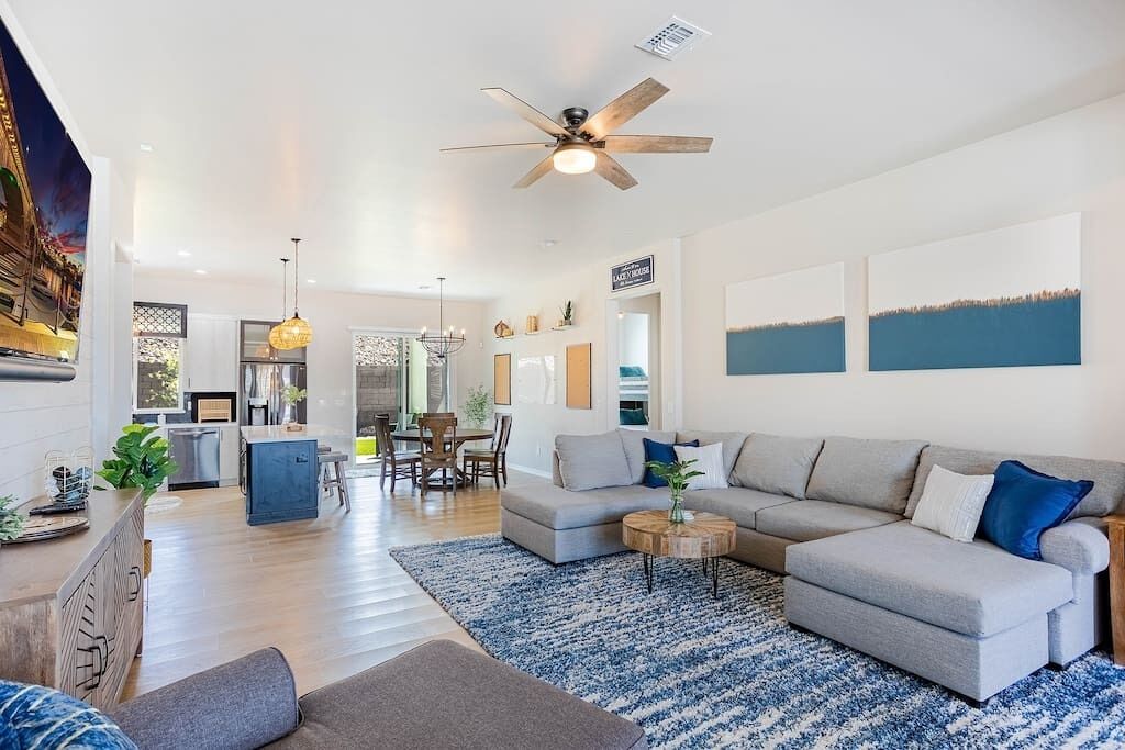 NEW Custom home near Havasu Riviera Marina