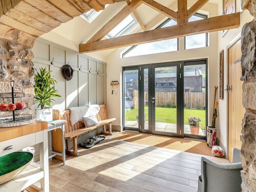 The Hemmel - UK43357