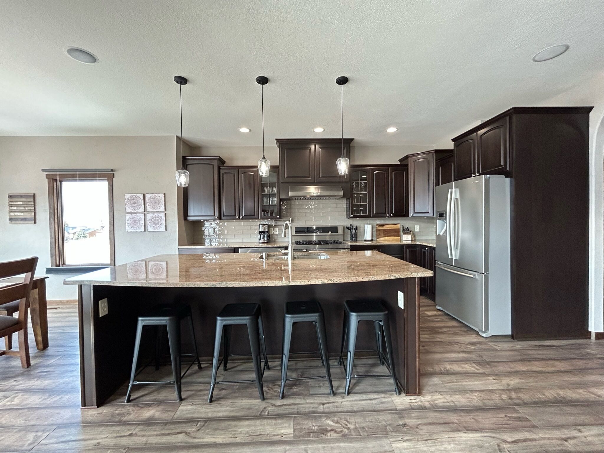 PREMIER HOME IN STURGIS  WITH HOT TUB AND A VIEW