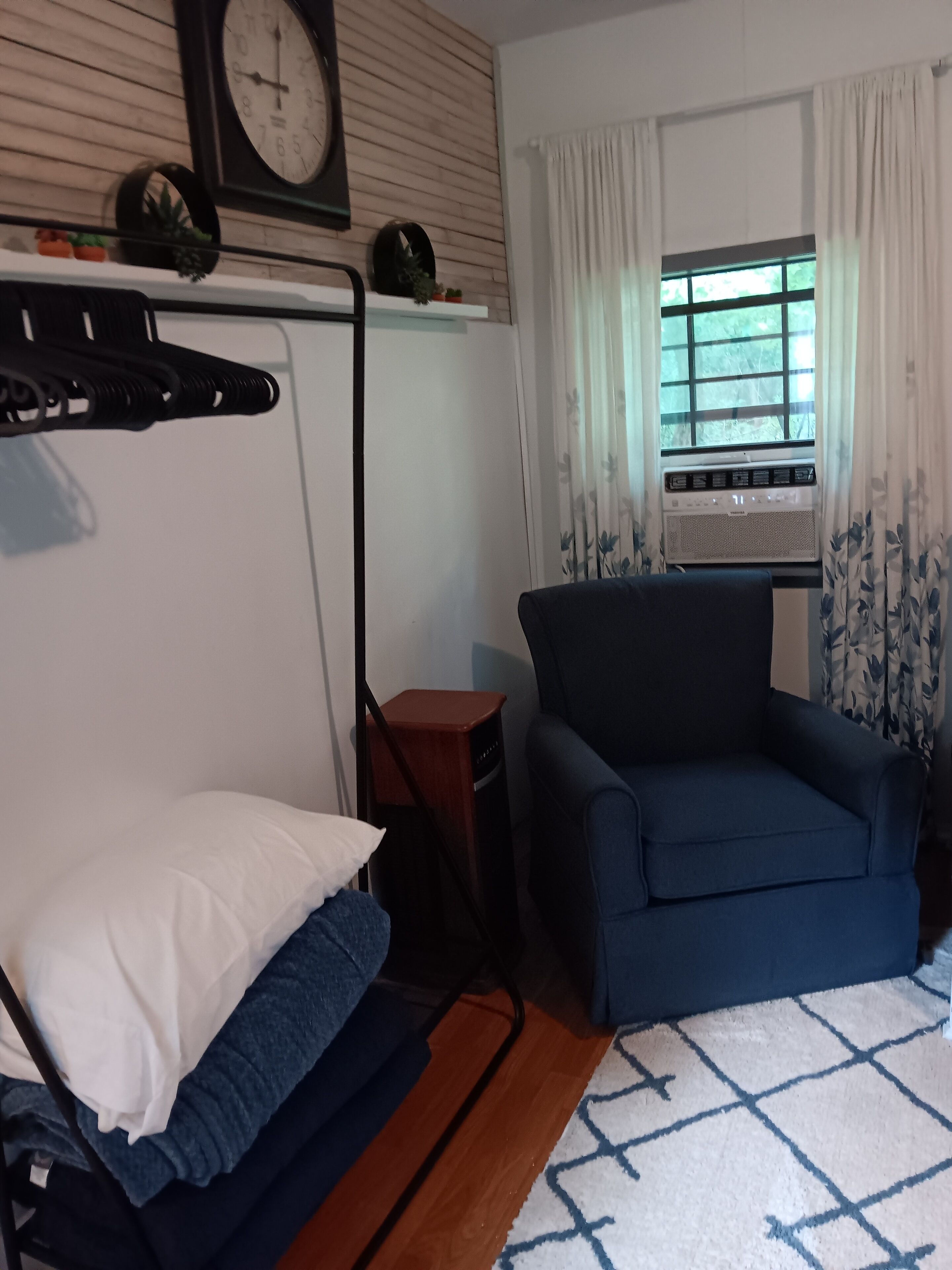 Mother-In-Laws Guesthouse