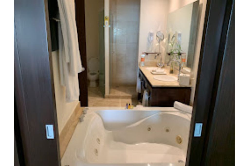 Luxury 2 bedroom Master Suite at gated Mexican resort