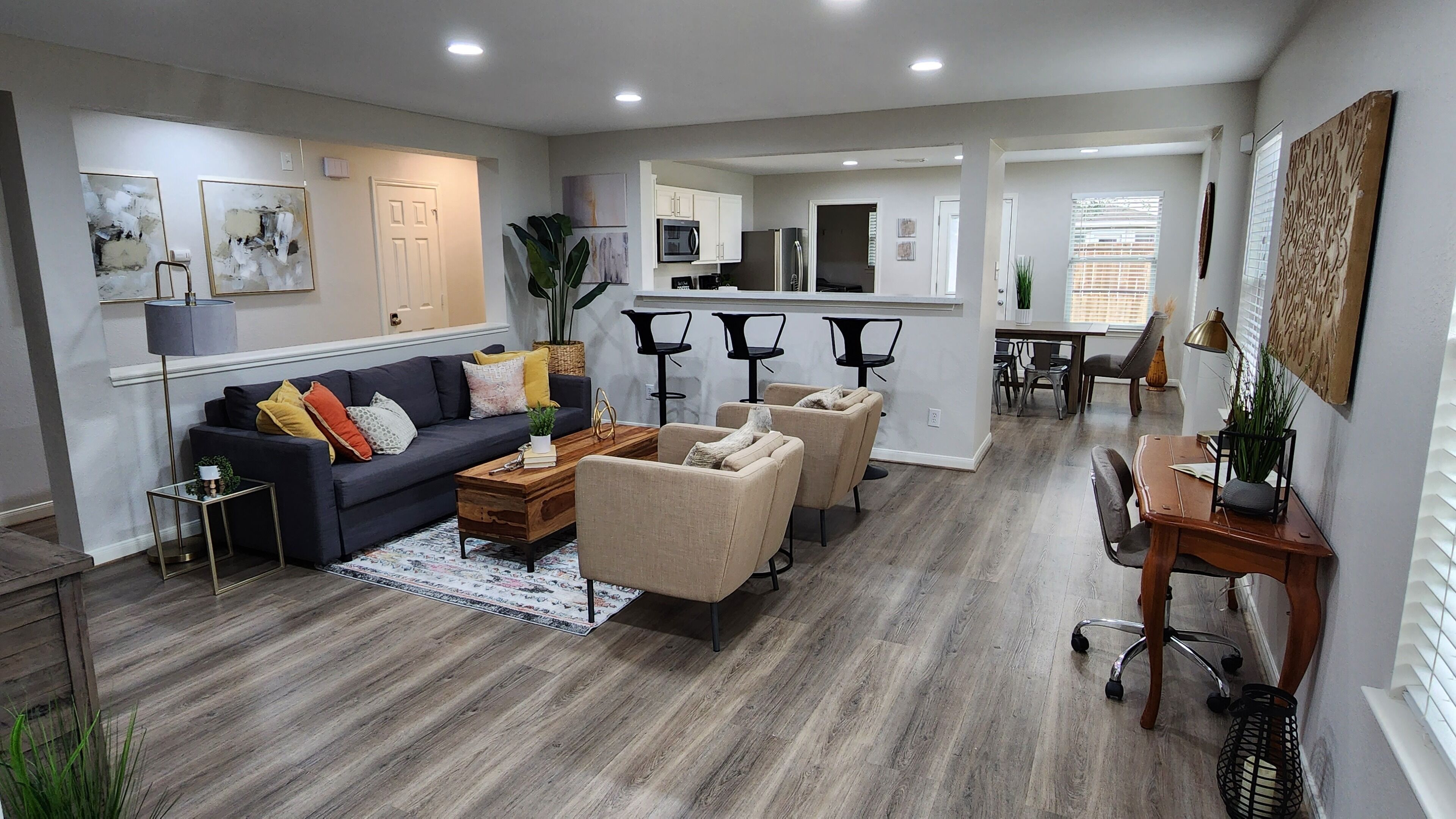 Beautiful Family/Corporate Home