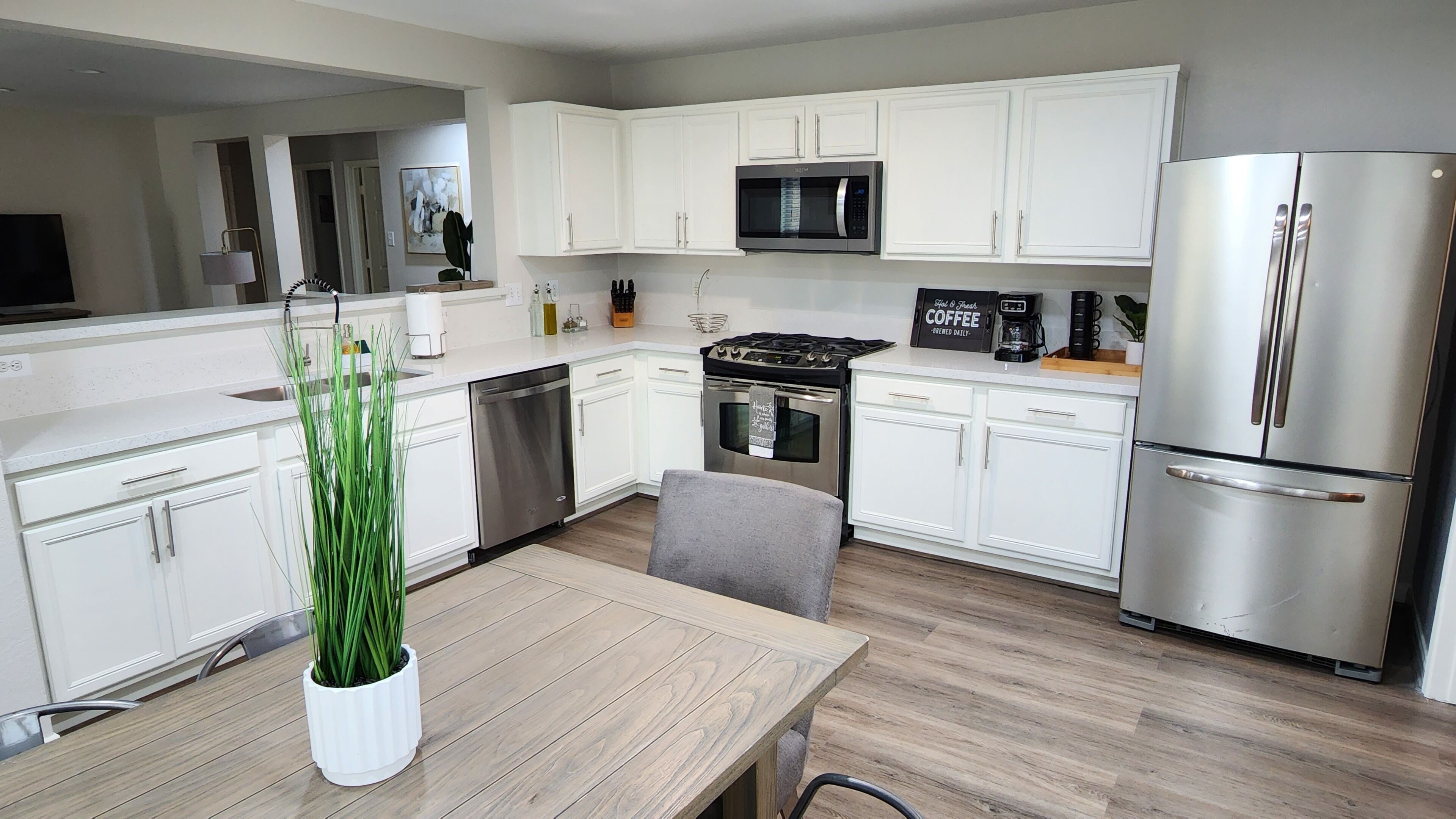 Beautiful Family/Corporate Home