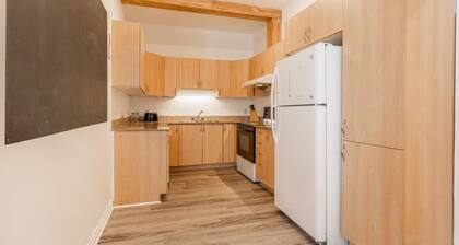 Cozy 3 bedrooms app near Metro