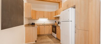 Cozy 3 bedrooms app near Metro