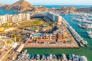 Marina - Newly Remodeled Condo In Cabo Marina- Blue Thunder (Cabo San Lucas)
