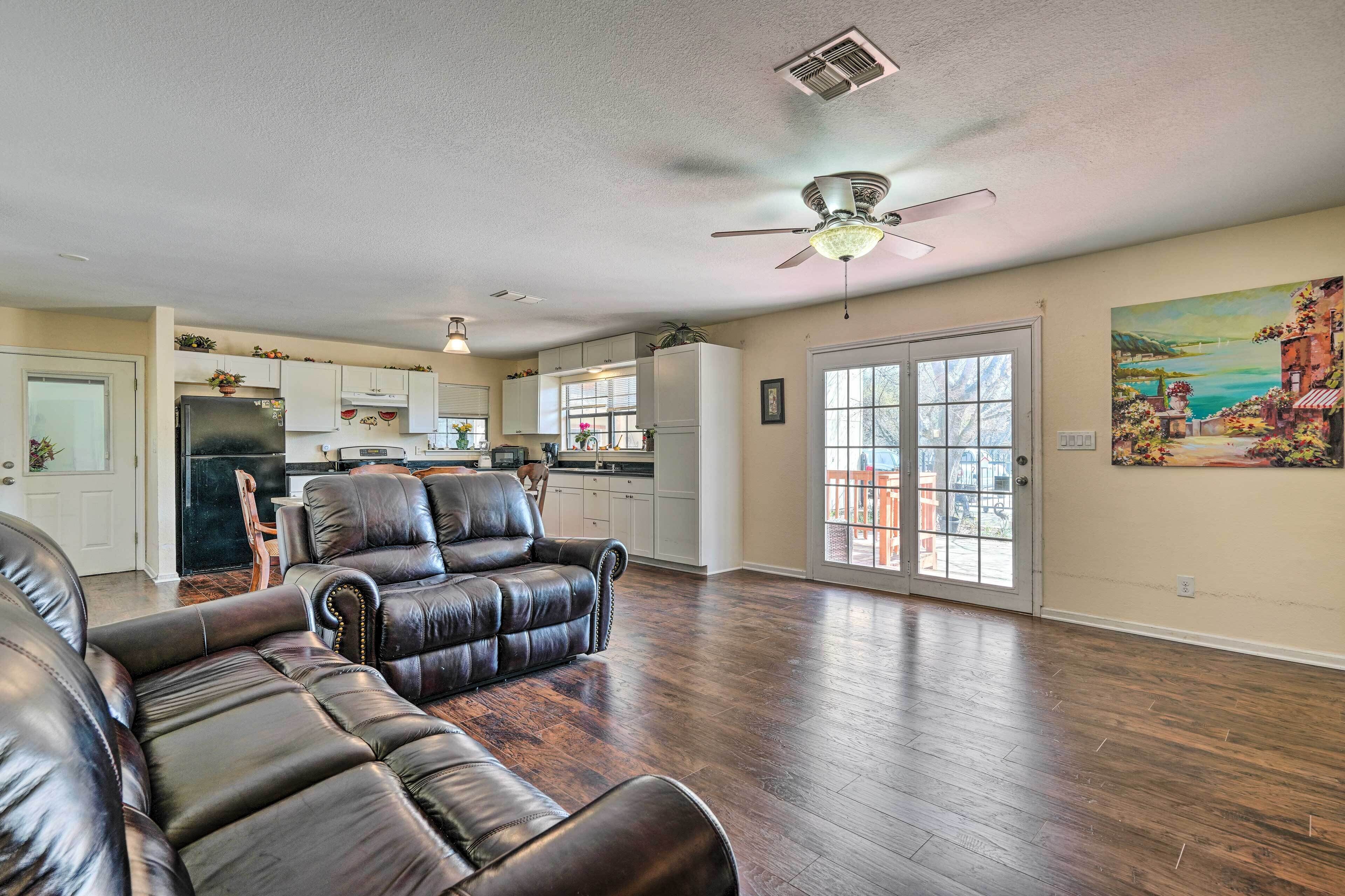 San Antonio Vacation Rental with Courtyard!