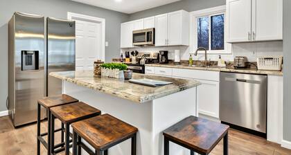 The Waco Charmer: Close to all the attractions!