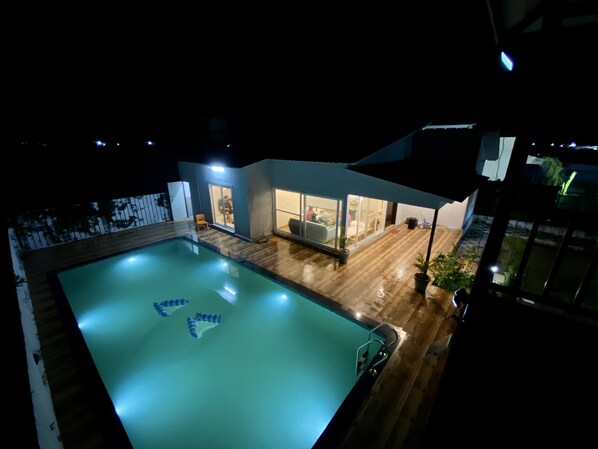 Outdoor pool - GoBravo 71: 2Bhk Farm with Pool & Garden Sector 150 Noida (Noida)