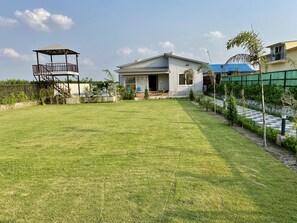 Children's play area - outdoor - GoBravo 71: 2Bhk Farm with Pool & Garden Sector 150 Noida (Noida)