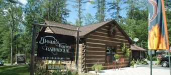 Close to Penn State & Whipple's Dam - Pet Friendly!