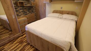 1 dormitorio, escritorio, cuna de viaje y wifi