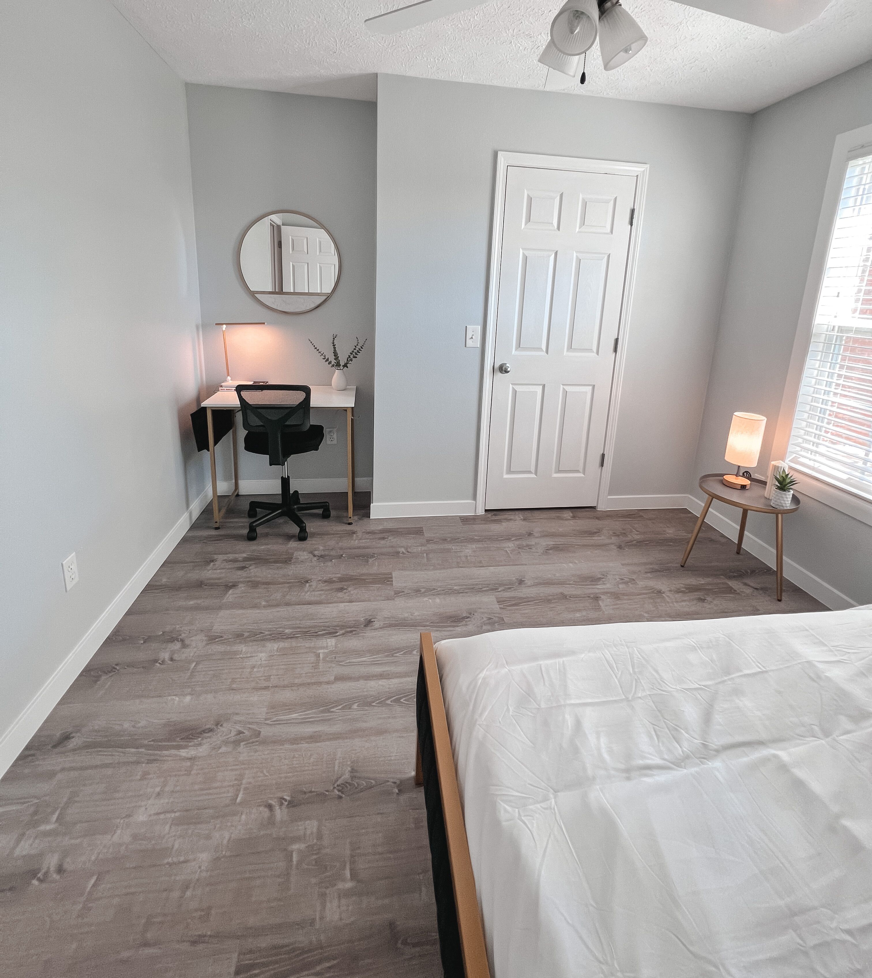 Family Friendly House- Close to Branson & Springfield,MO with king size bed