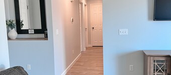 Family Friendly House- Close to Branson & Springfield,MO with king size bed
