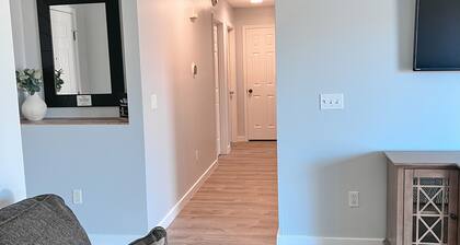 Family Friendly House- Close to Branson & Springfield,MO with king size bed